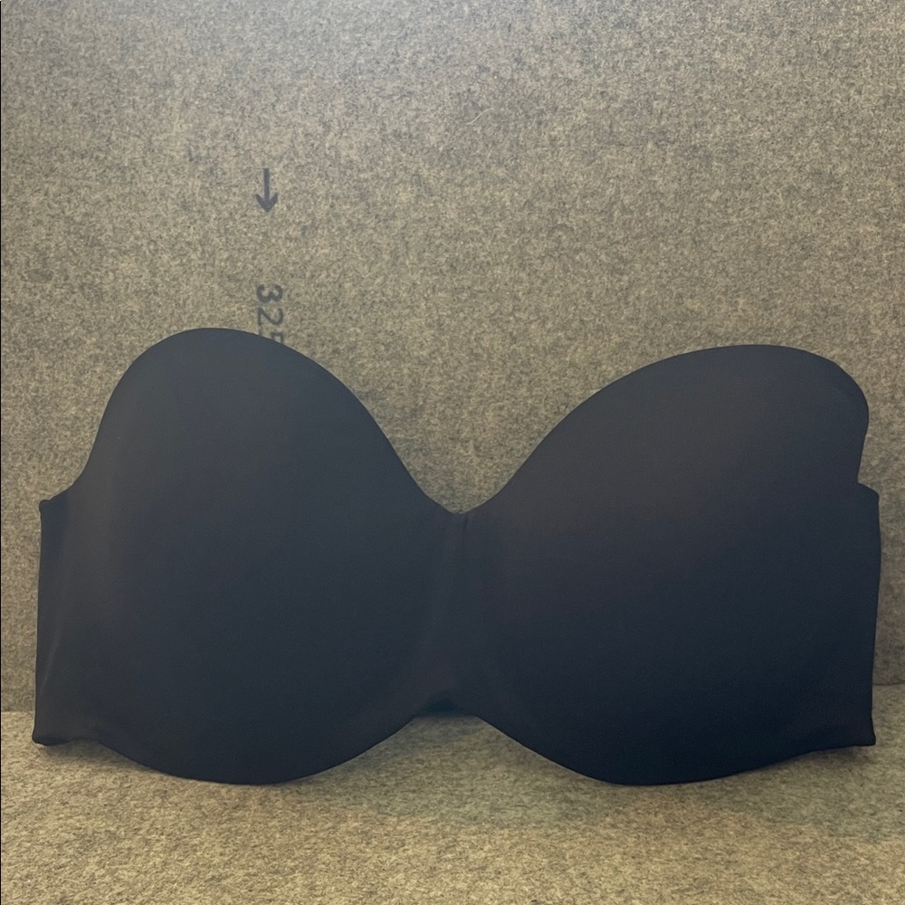Maidenform Elegant Black Strapless Bra